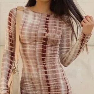 Princess Polly like new Elegant Brown Tie-Dye body-con long sleeves size 8